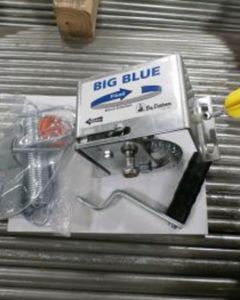 FEED LEVEL ADJ WINCH,F/2" TUBE,GLADIATOR-TRUE PAN-BIG BLUE